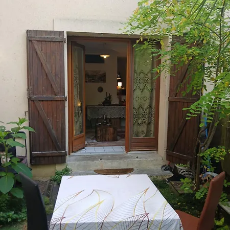 Comme A La Maison Chez Dominnique Coquet T2 Avec Jardin Homme Chaleureux Toulouse